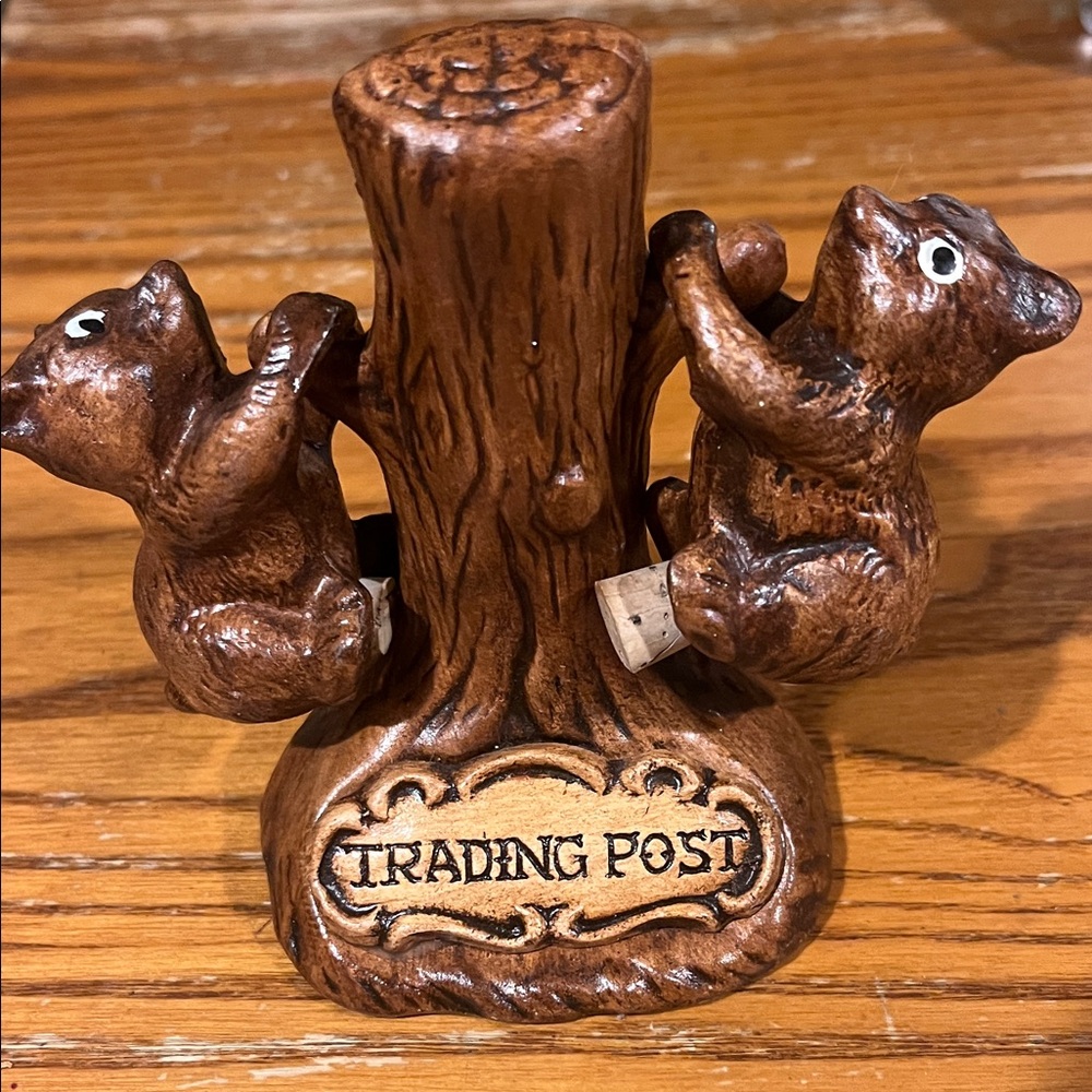 Treasures ceramic salt and pepper